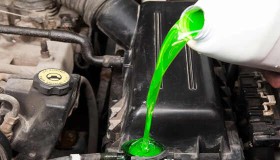 防冻液是什么，汽车防冻液作用有哪些